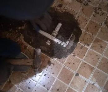 宝山卫生间漏水维修公司为您分享下卫生间渗水如何处理及注意事项